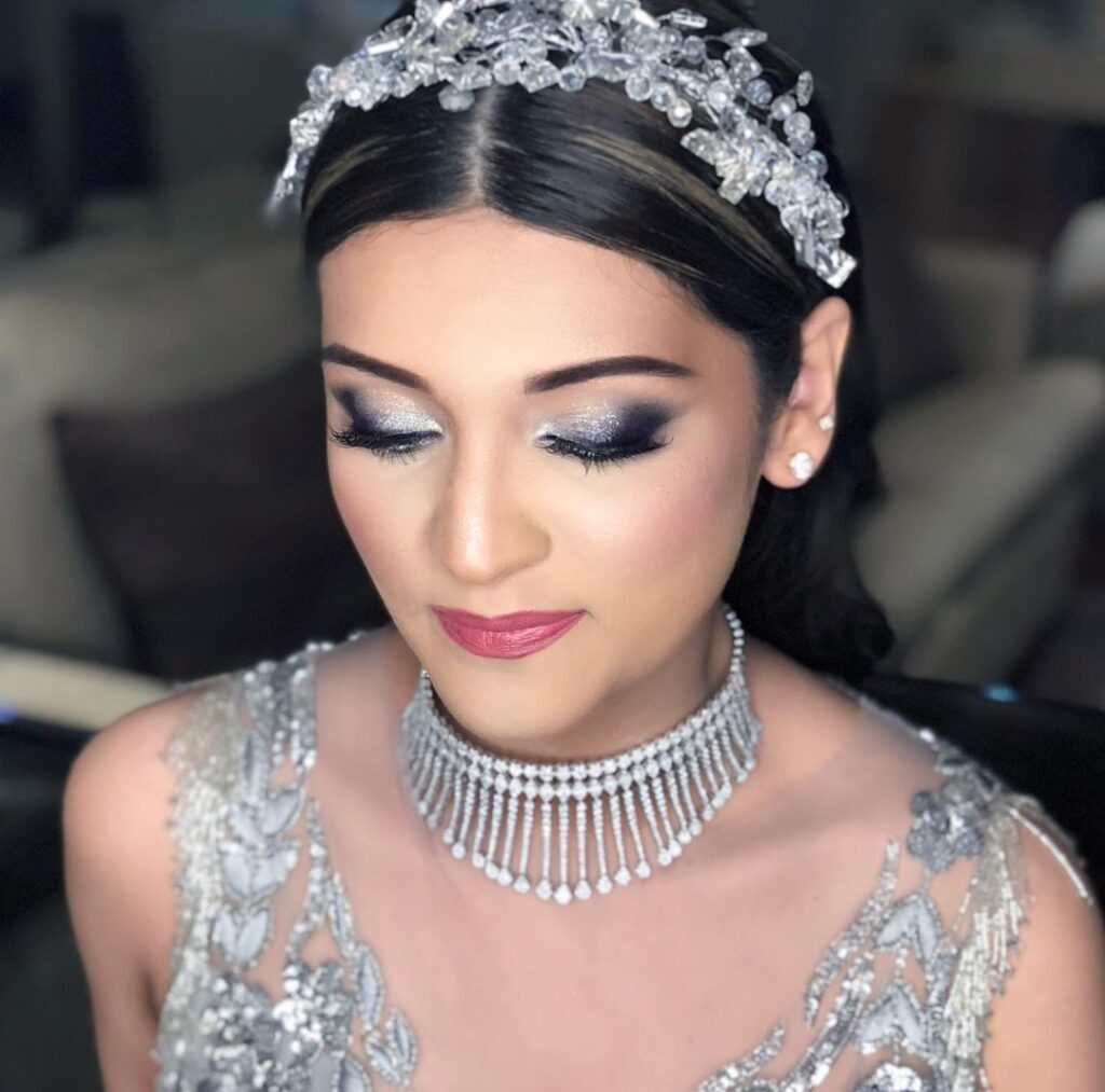 Share Makeup For Silver Dress Super Hot Seven Edu Vn