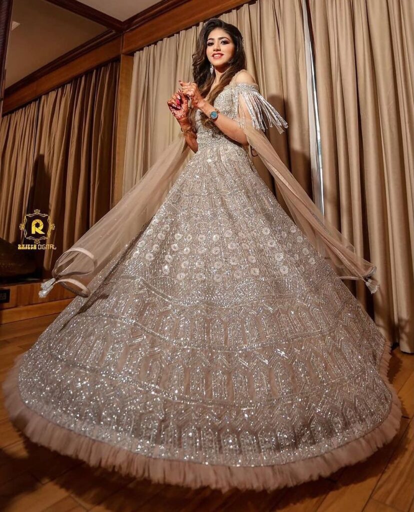 Silver Lehenga For Roka