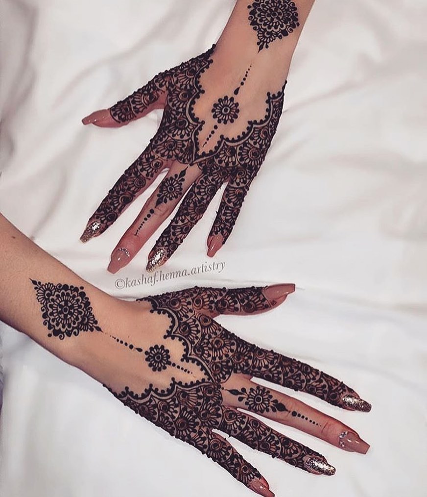 Simple Mehendi Design Back Hands