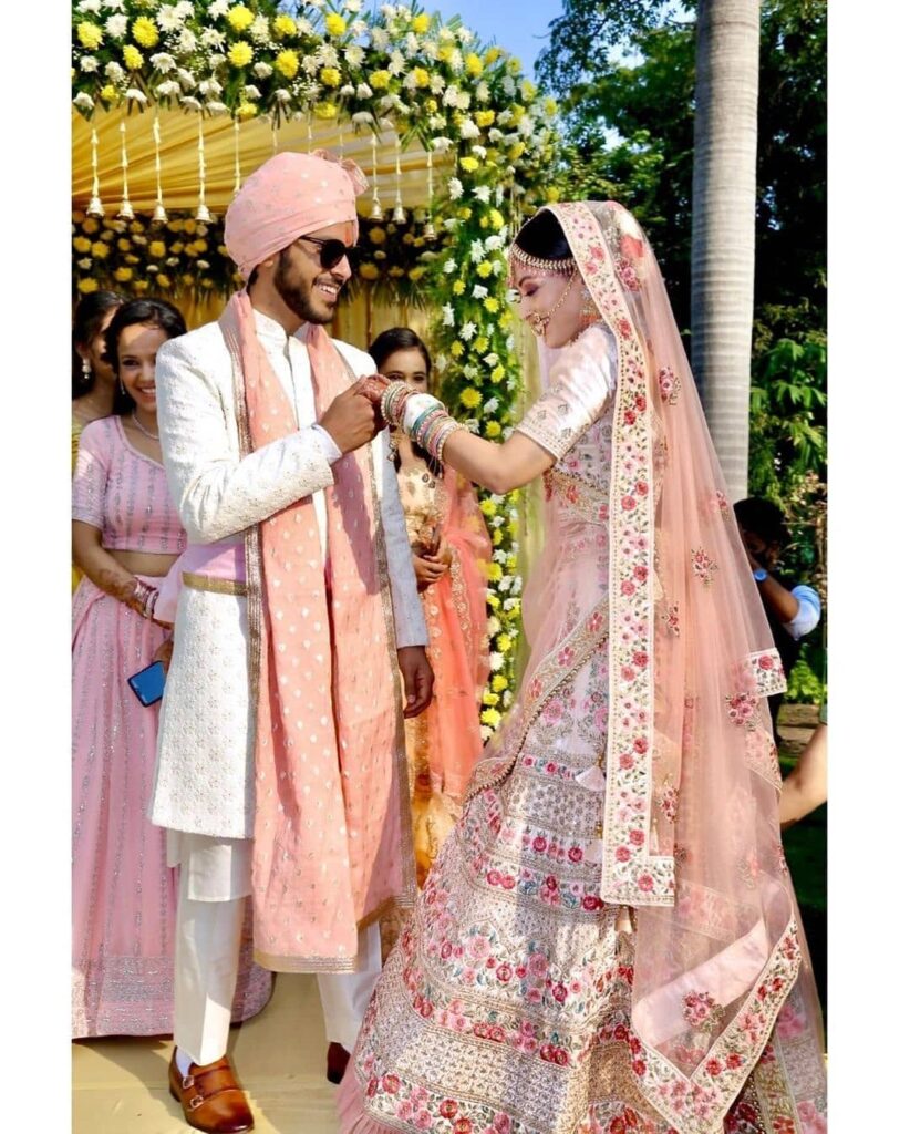 Pink Lehenga With Green Jewellery