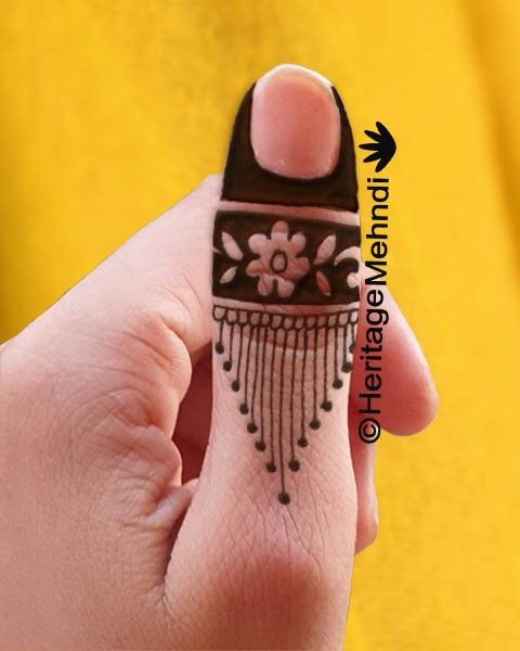 Thumb Finger Mehndi Design