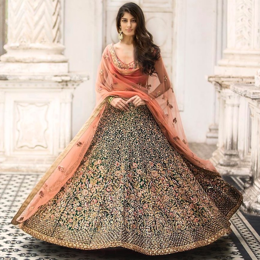 different styles to wear dupatta with lehenga