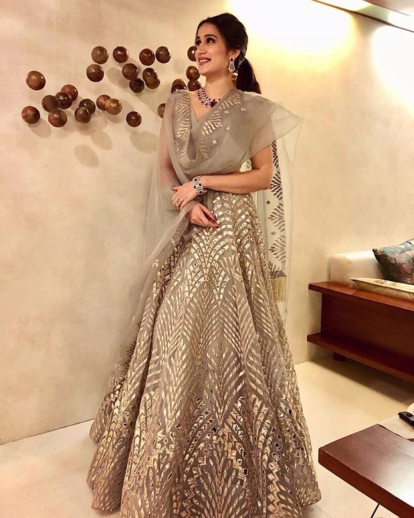 Lehenga Dupatta Style