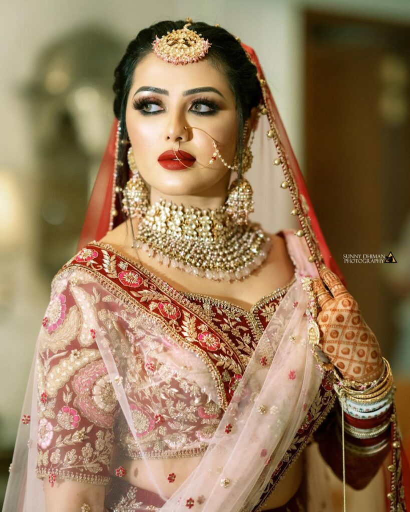 Sikh Style Bridal Dupatta Drape