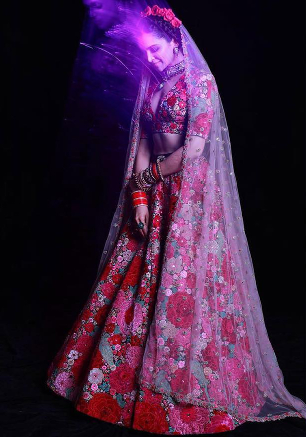 Deepika Padukone Guldasta Lehenga