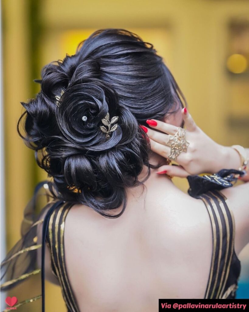 Bridal Bun Hairstyle For Sangeet