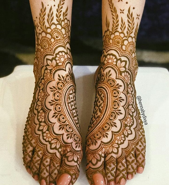 Bridal Foot Mehendi Designs