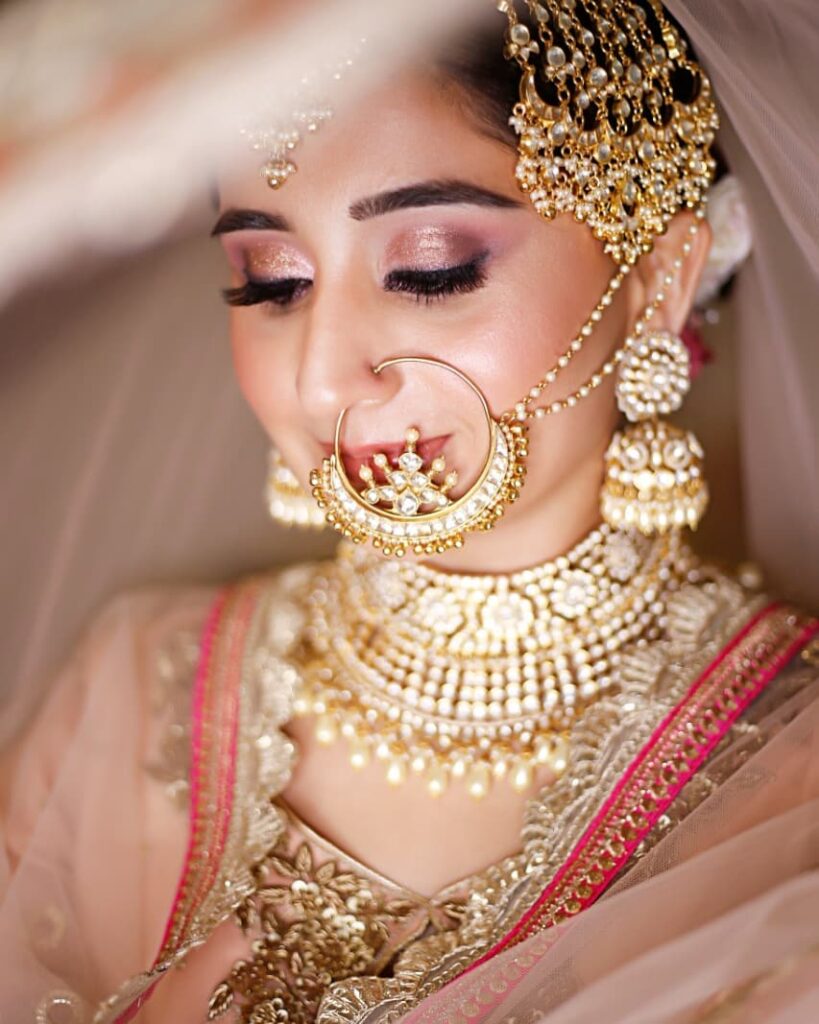 Ridhi Bridal Makeup Artists In Delhi