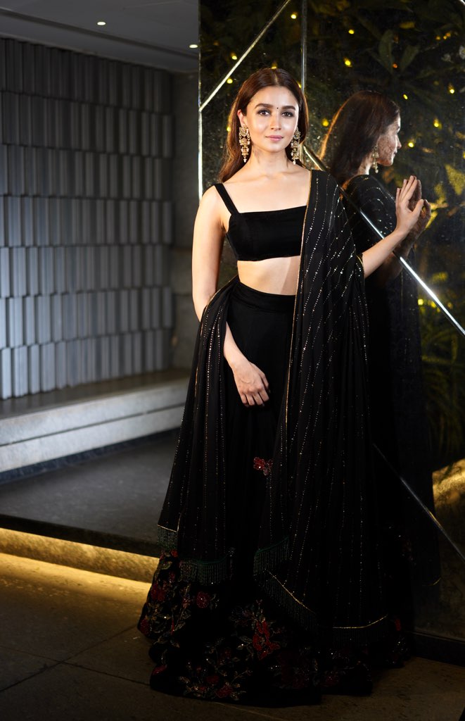 Alia Bhatt Black Lehenga Shyamal Bhumika