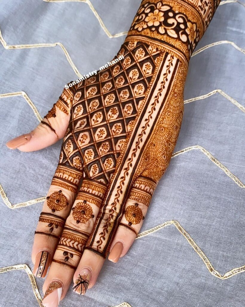 Beautiful Jaal Mehendi Design