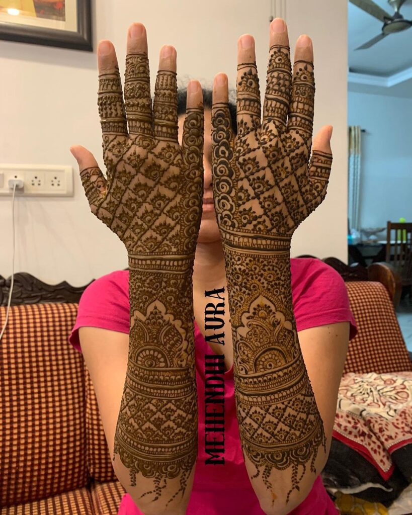 Bharwa Jaal Mehendi for brides