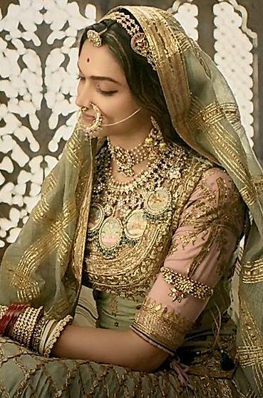 Deepika Padukone Wedding Mathapatti