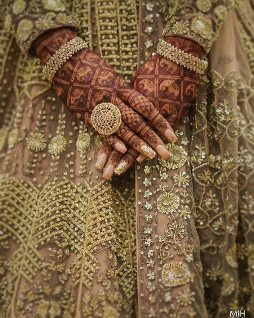 Bridal Jaal Back Mehandi Design