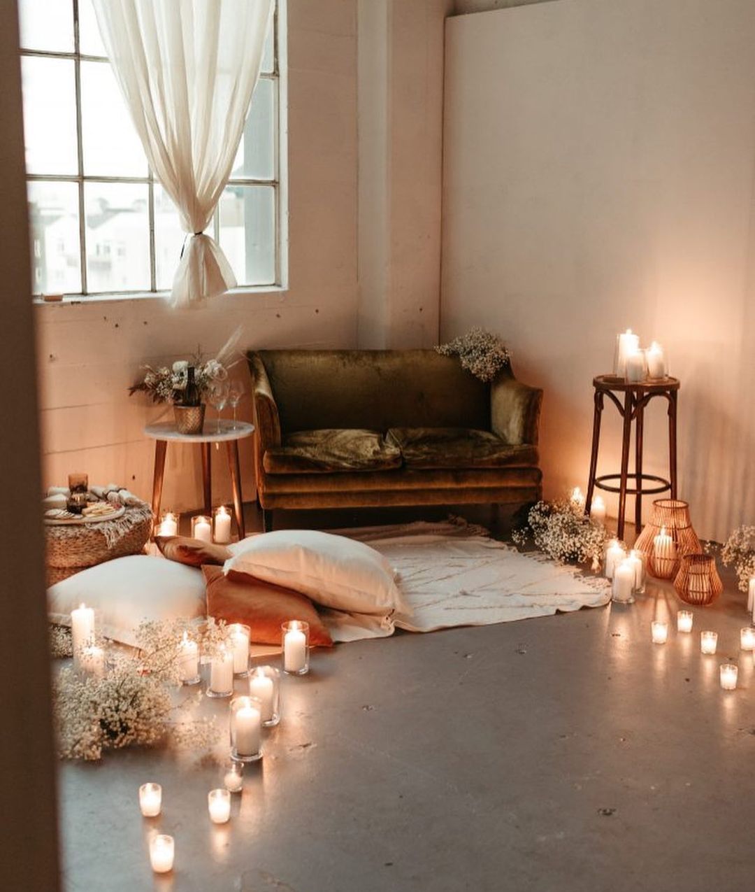 17 At-Home Proposal Ideas That Are Romantic & Special - Wedbook