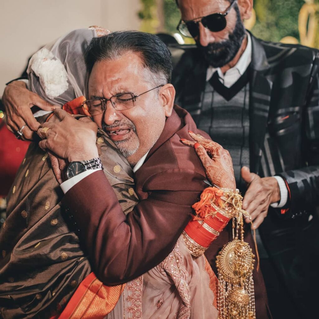 Father-Daughter Wedding Poses