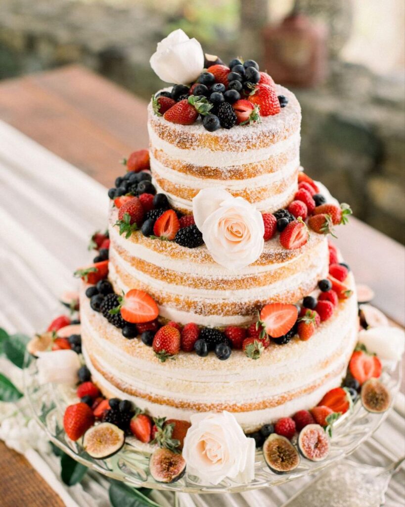 Naked Cake With Berries