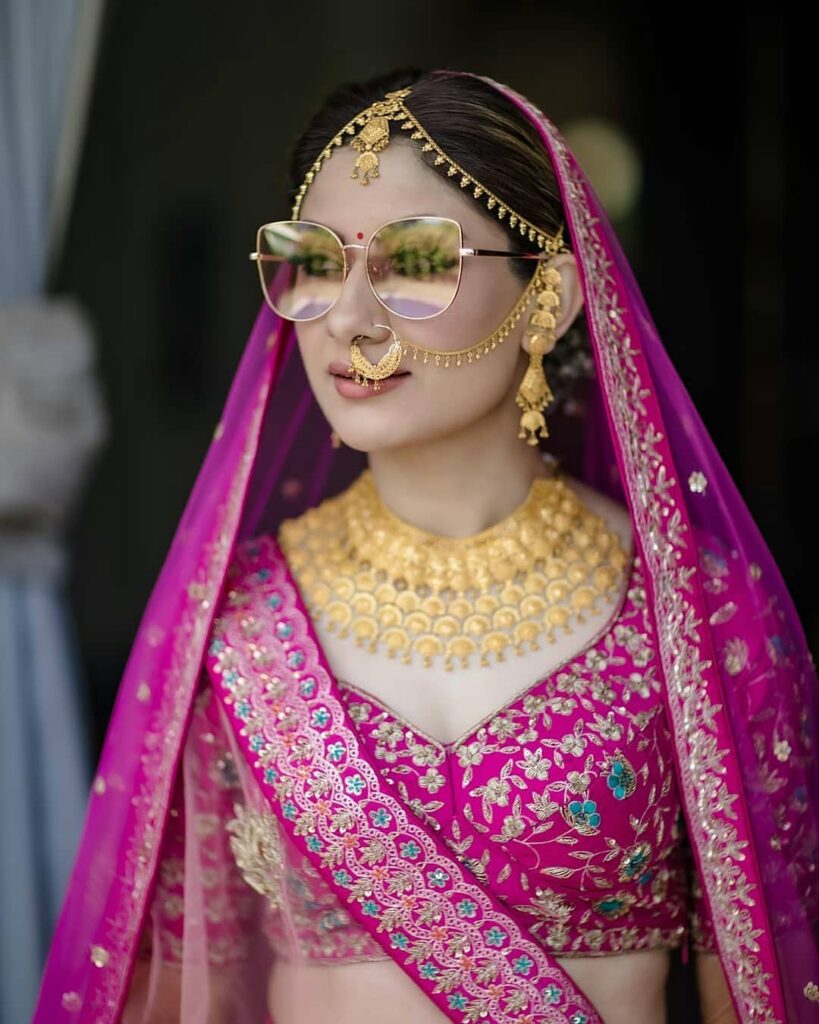 Golden Mathapatti For Brides