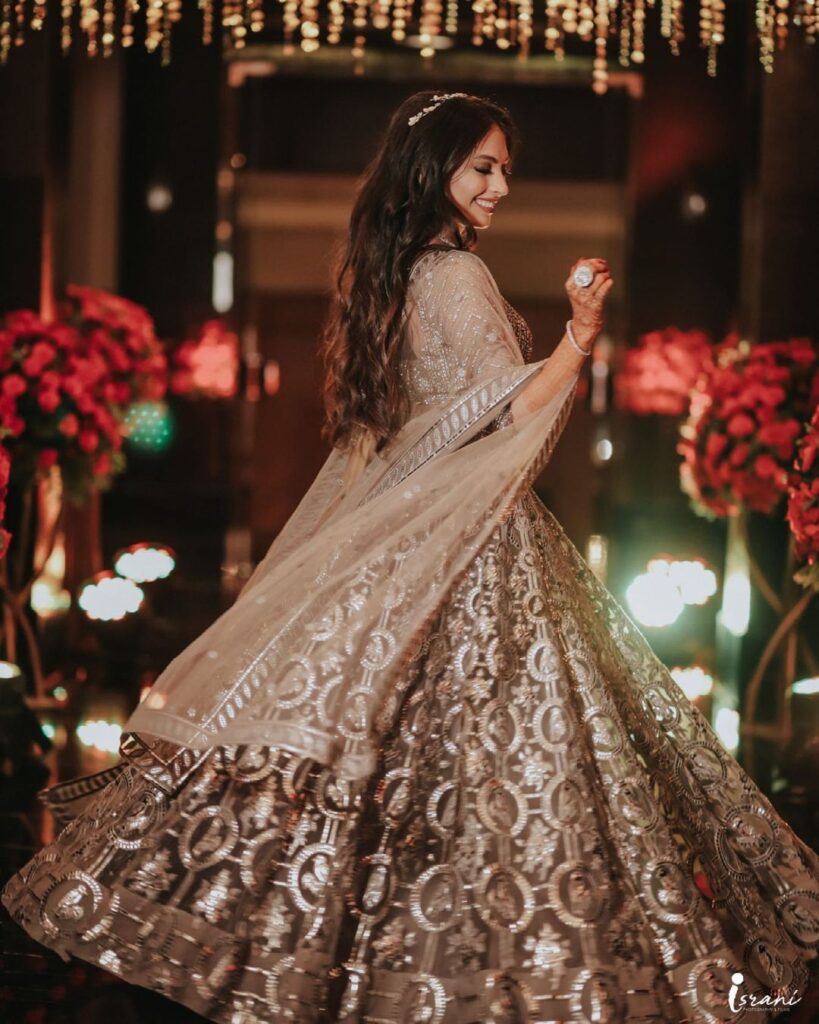 Falguni Shane Golden Lehenga