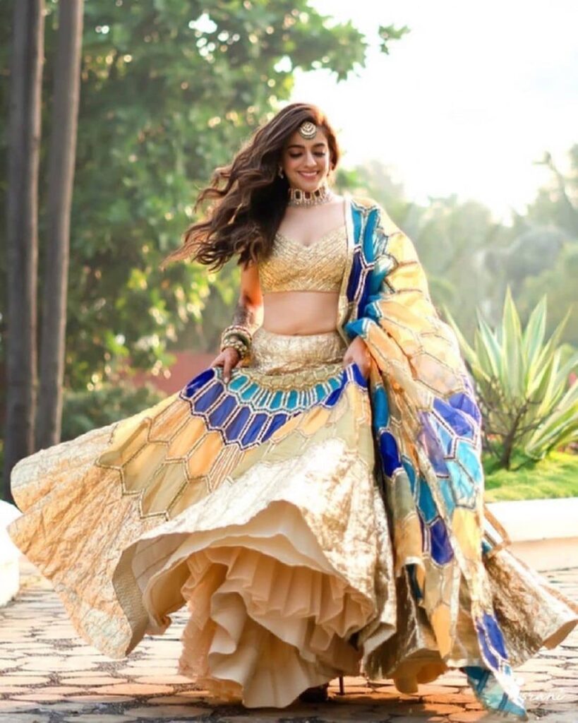 Dupatta Style In 2022 Weddings