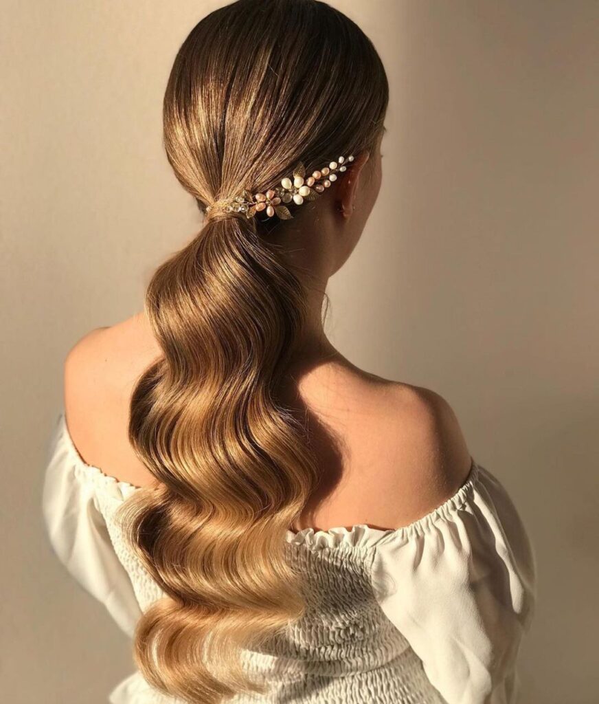 Best Hair Styles for Girls This Winter: 7 of the Best