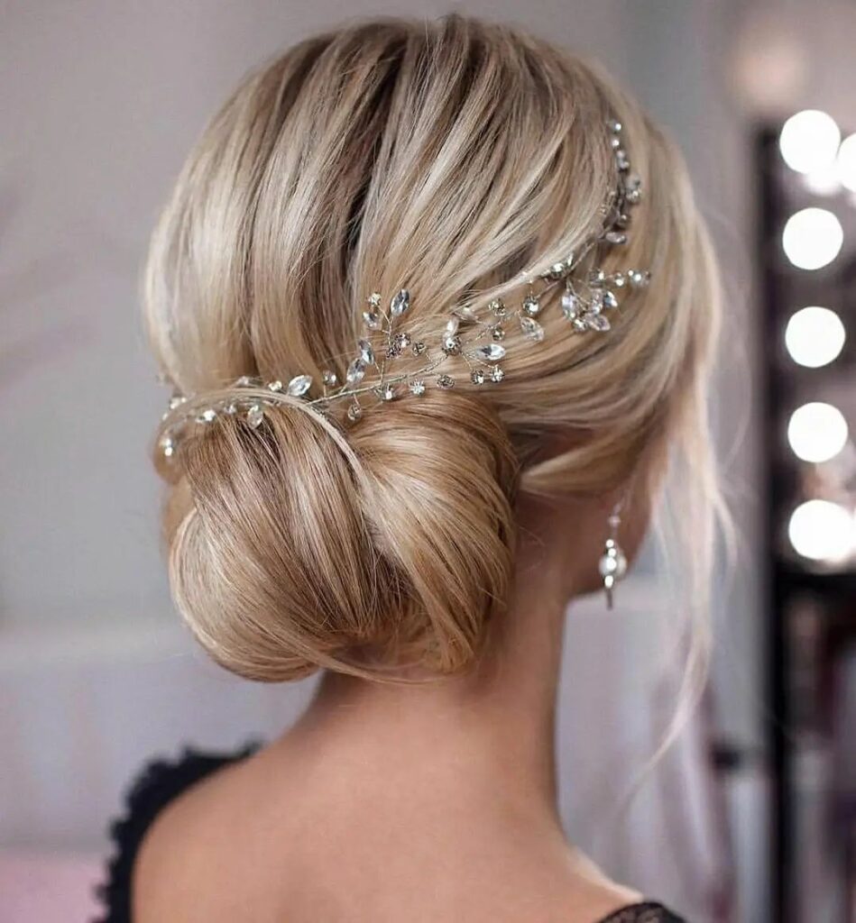 Top 20 Simple Hairstyles for Gowns and Frocks  Styles At Life