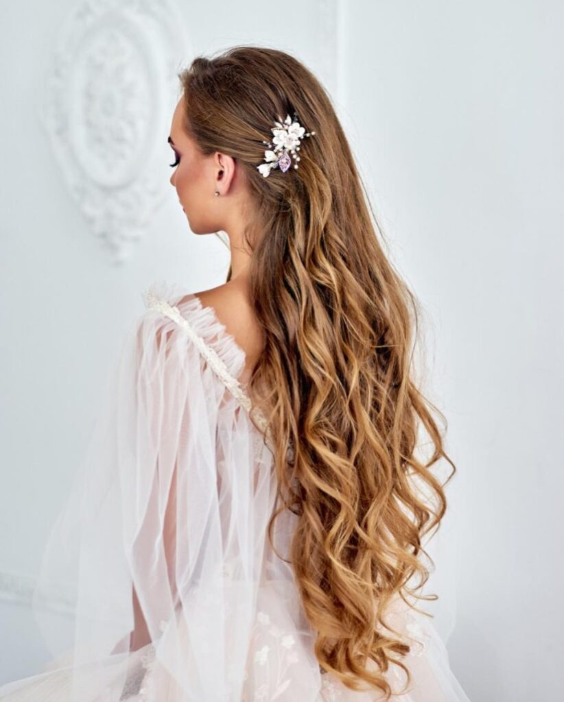 20 Open Hairstyle Ideas for Wedding Functions