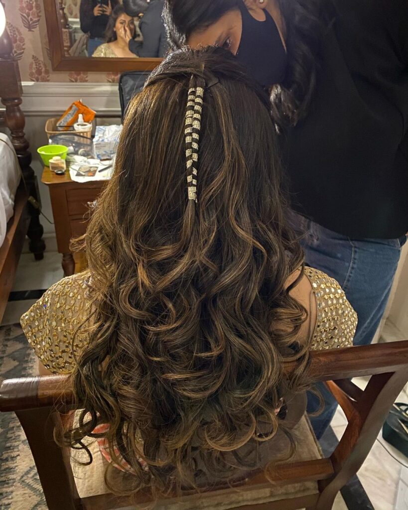 Simple Bridal Mehendi hairstyle