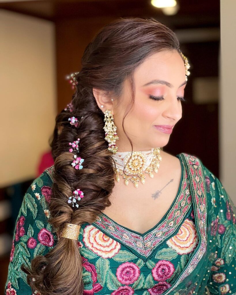 Mehendi Hairstyles