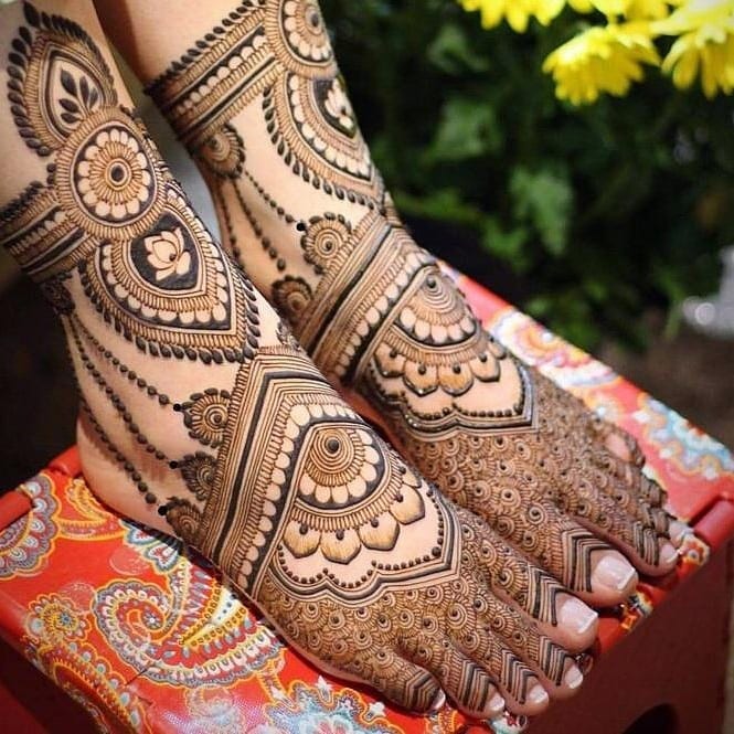 Arabic Mehndi Design Feet