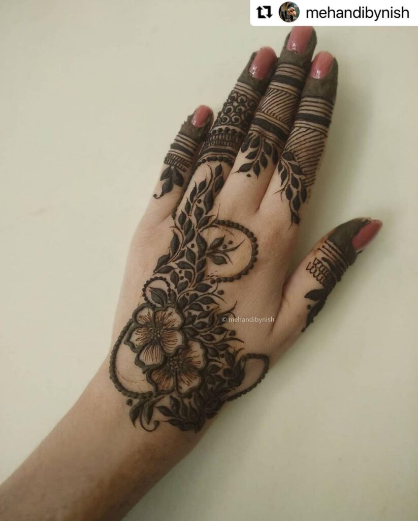 Latest Arabic Mehndi Designs