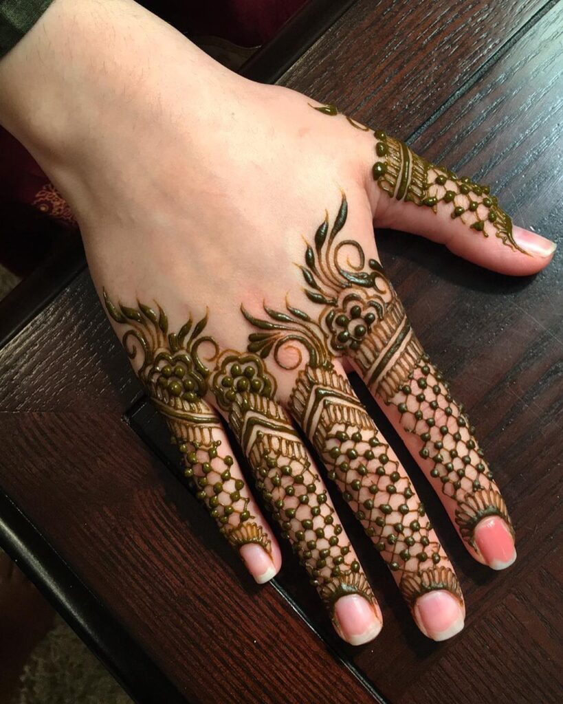 Finger Mehendi Design