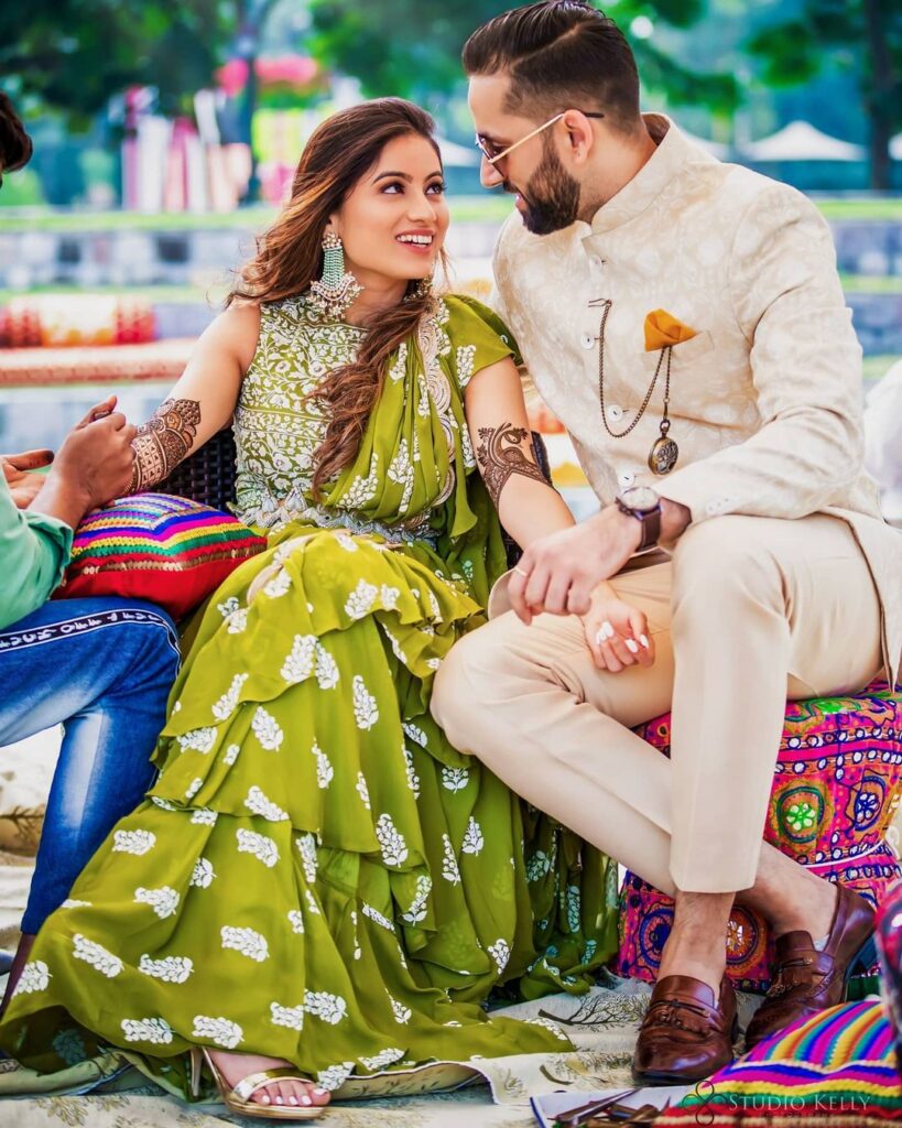 Simple Mehndi Dress For Bride Dresses Images 2022 Page 2
