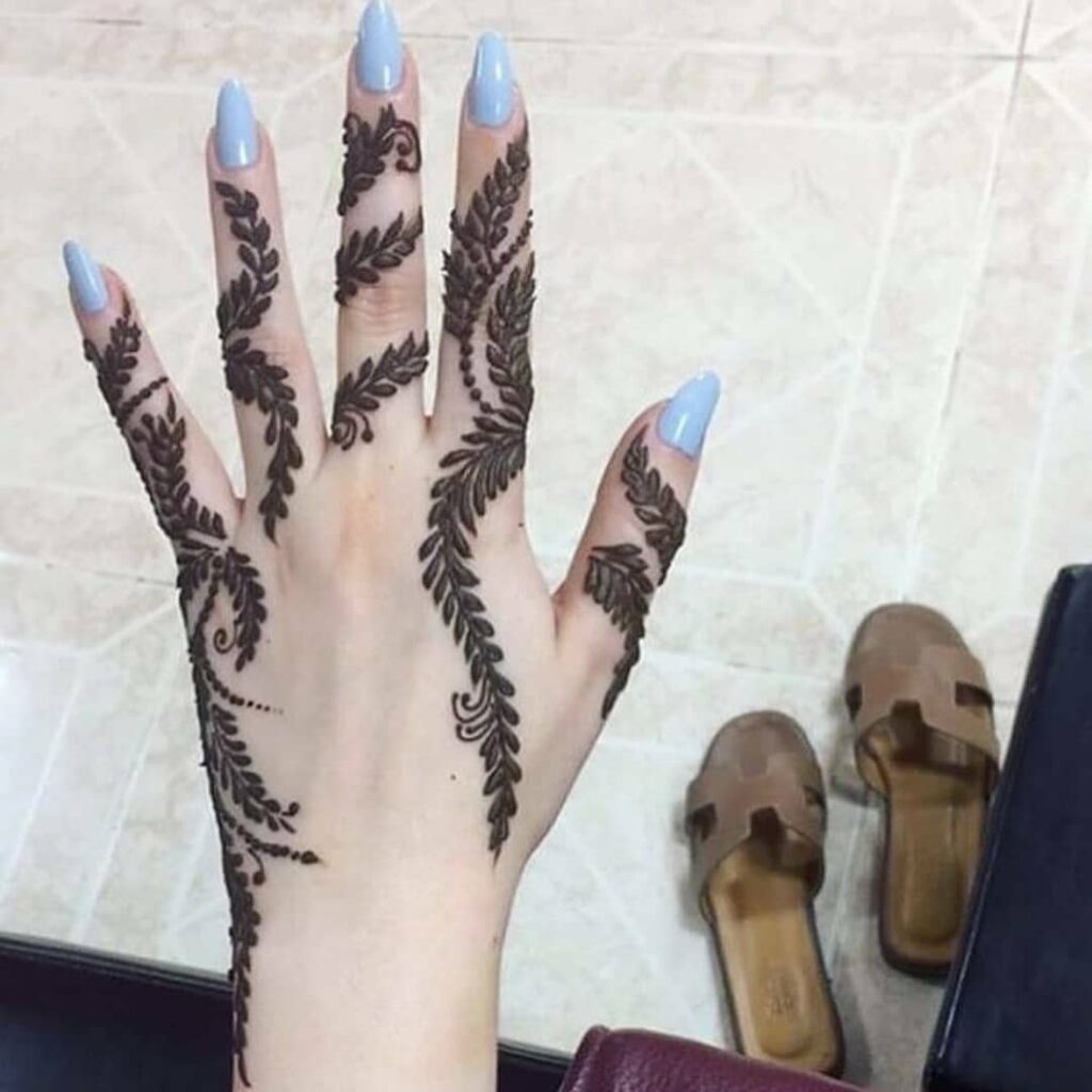 Finger Mehendi Design