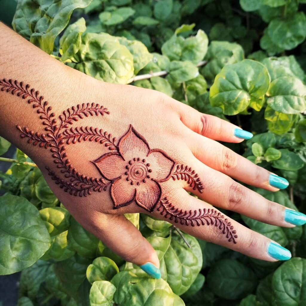 Modern Back Hand Mehndi Design