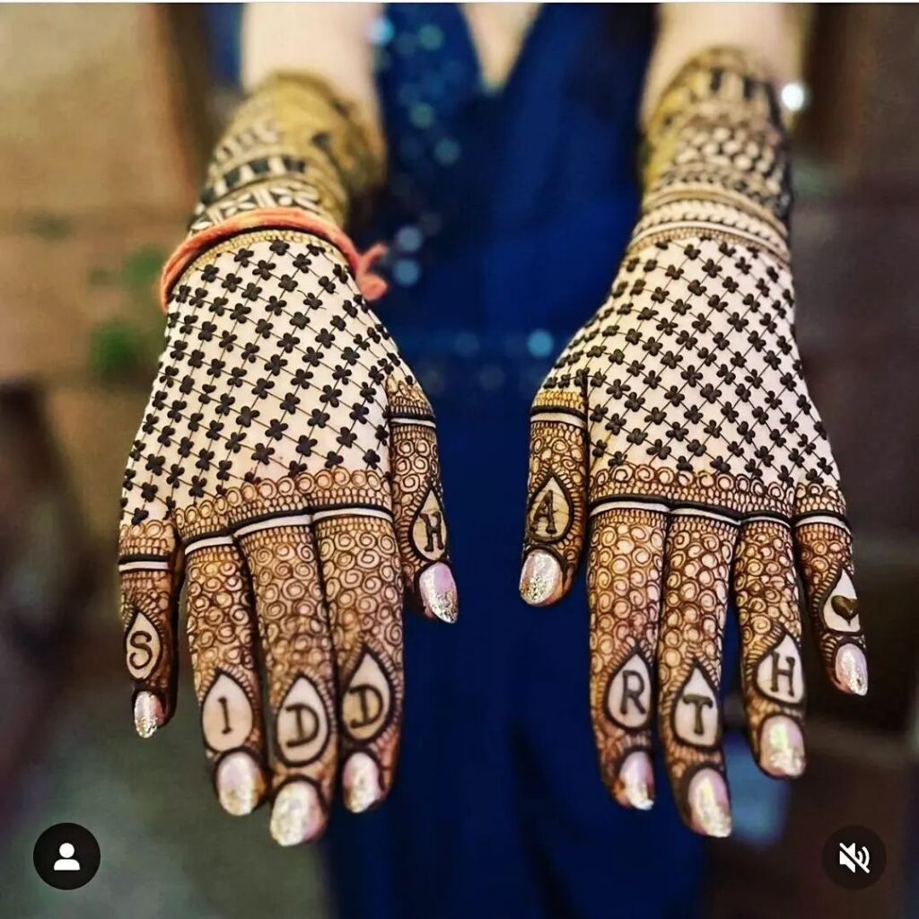Mehndi Design Simple Back Hand