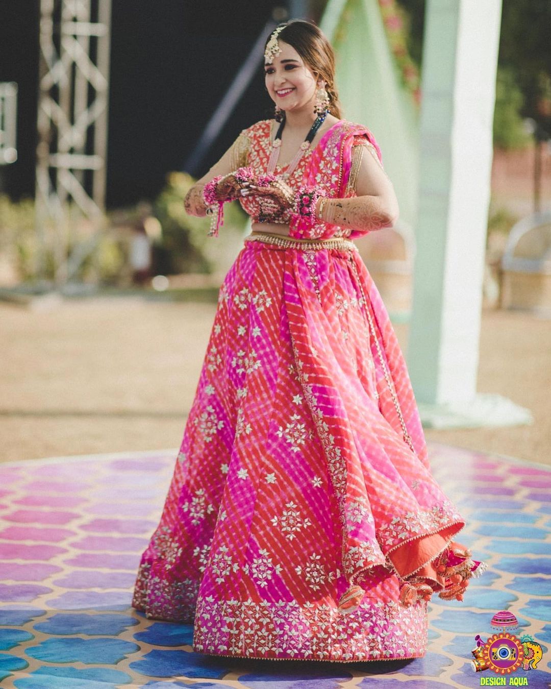 41 Mehendi Outfits & Dresses To Inspire Your Own - Wedbook