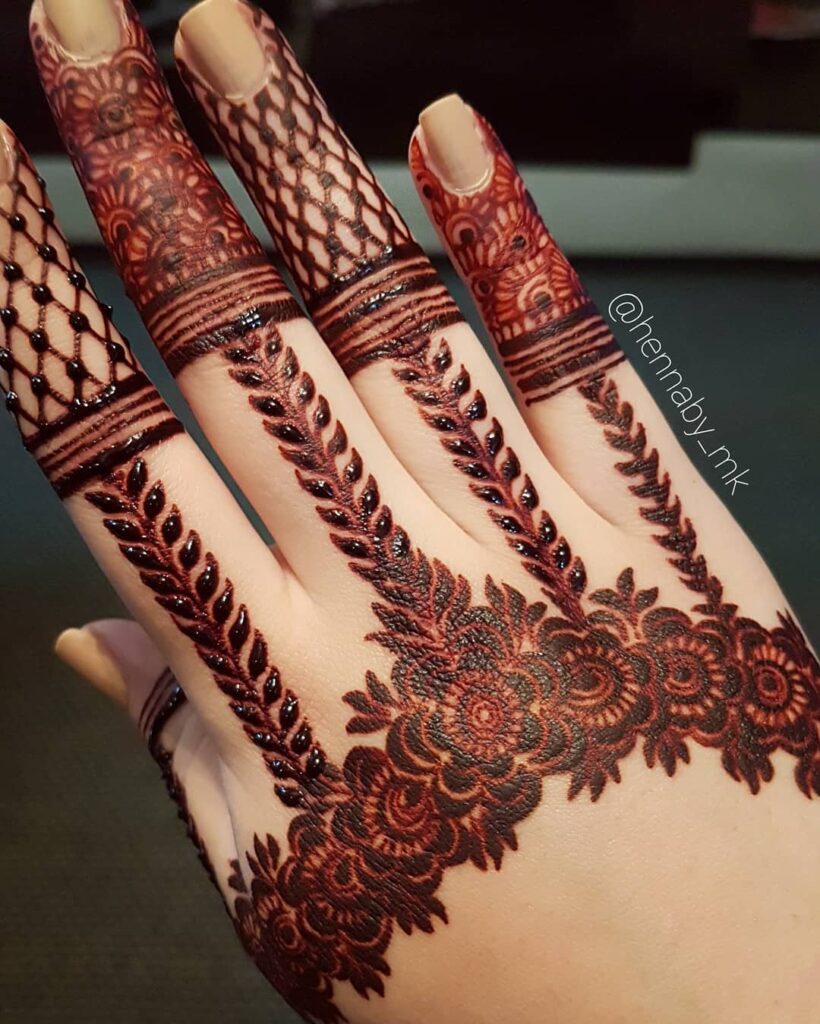 Finger Mehendi Design