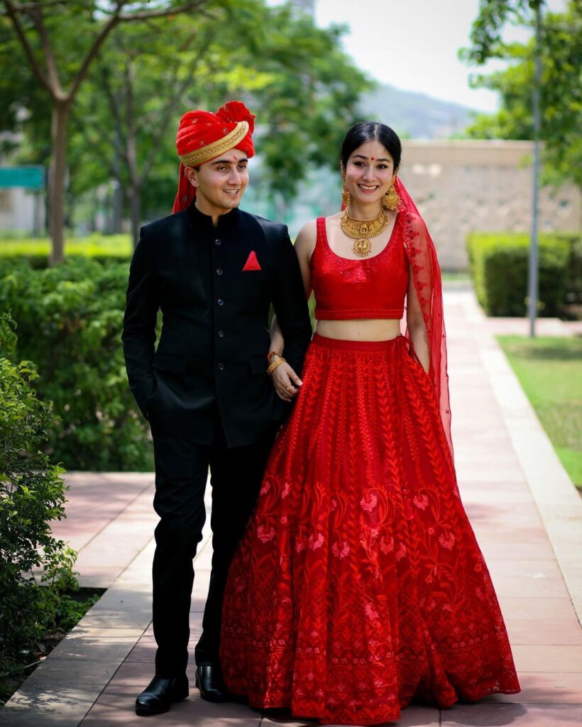 Red Color Net Designer Bridal Wear Plus Size Women Lehenga Choli  -1875134096 | Heenastyle