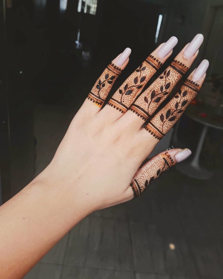 Finger Mehendi Design