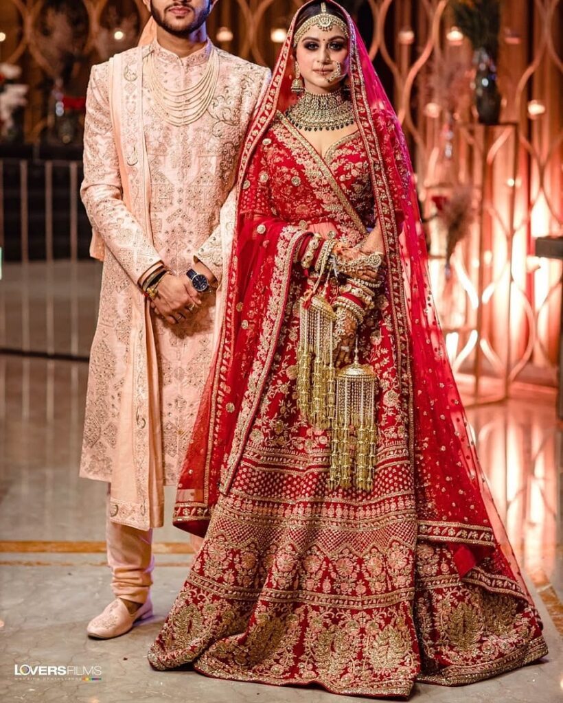 Red indian hot sale bridal lehenga