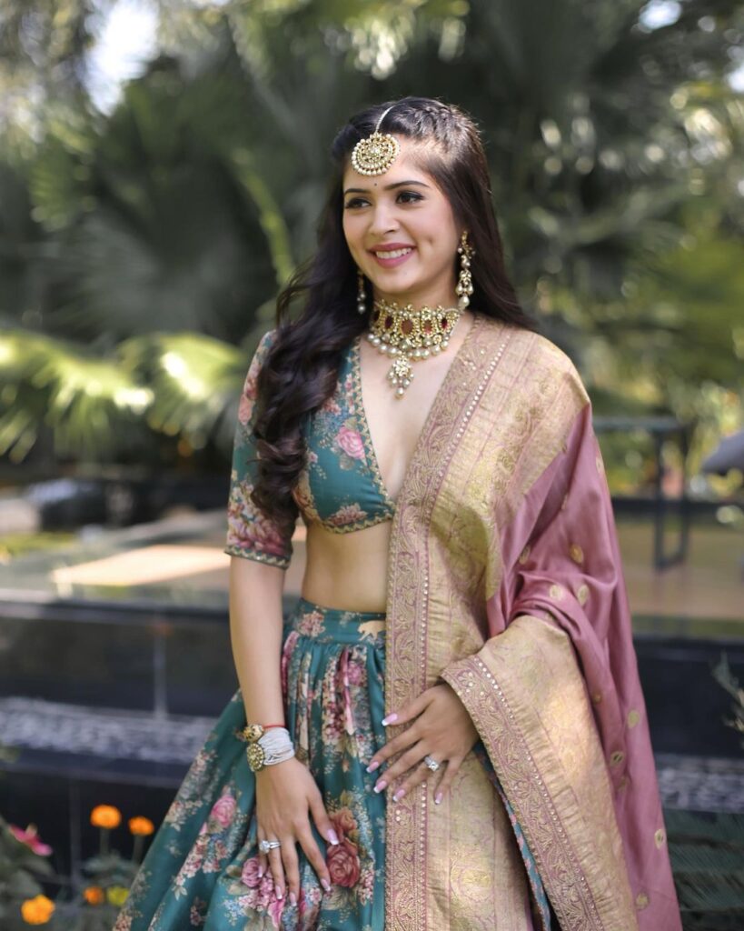 Mehendi Lehenga