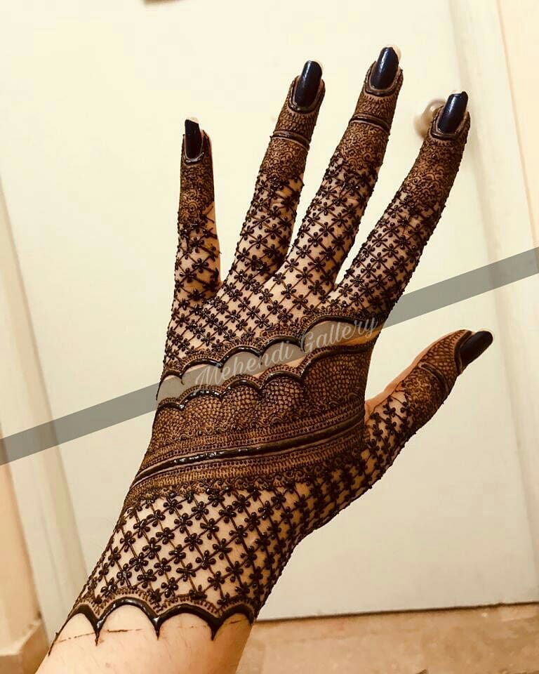 Finger Mehendi Design