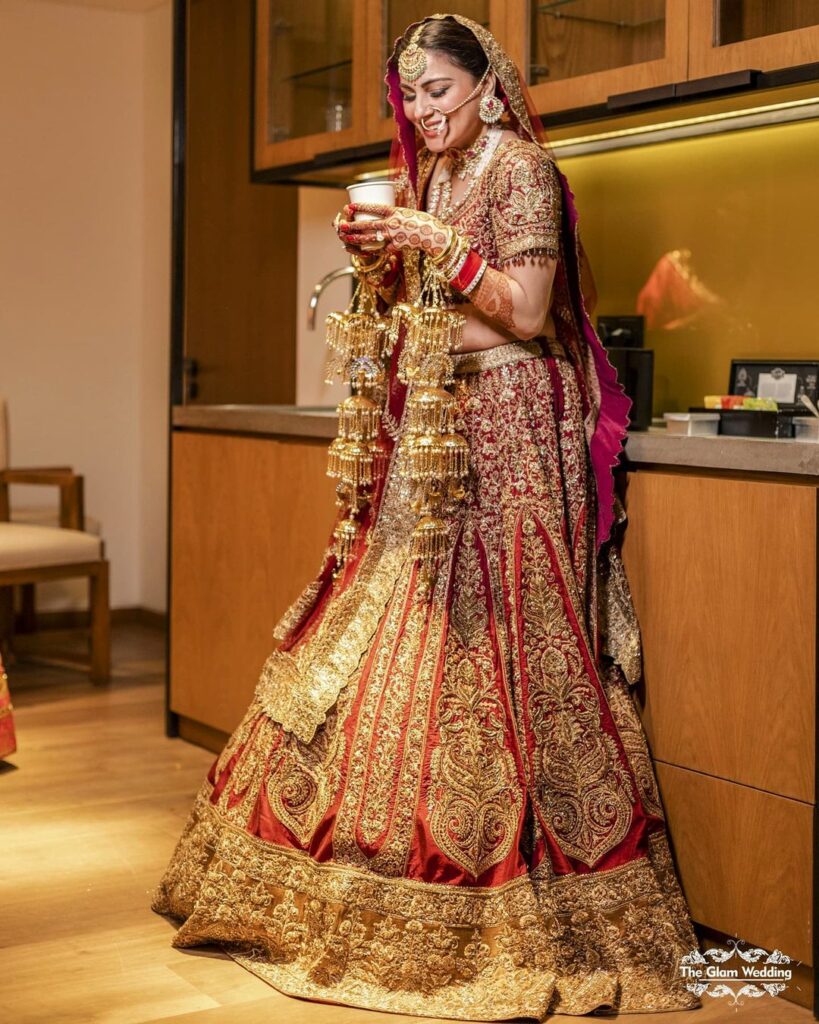 Contrast Dupatta Red Wedding Lehenga