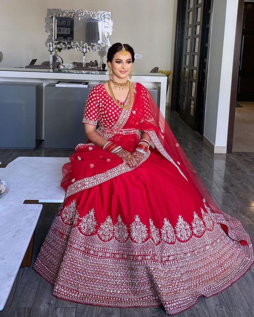 Simple Red Wedding Lehenga