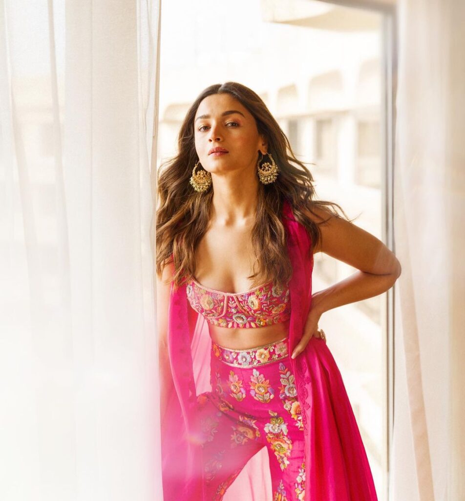 Alia bhatt outlet soty lehenga