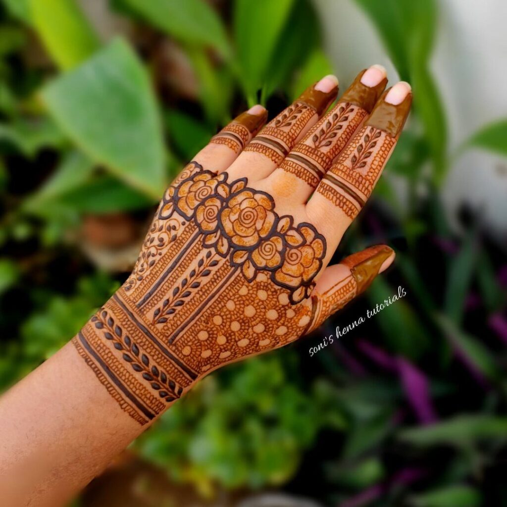 Arabic Back Hand Mehndi Design