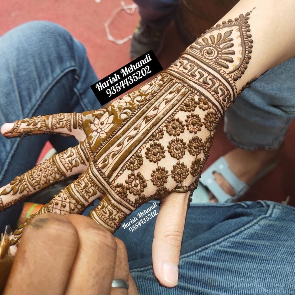 Stylish Back Hand Mehndi Design