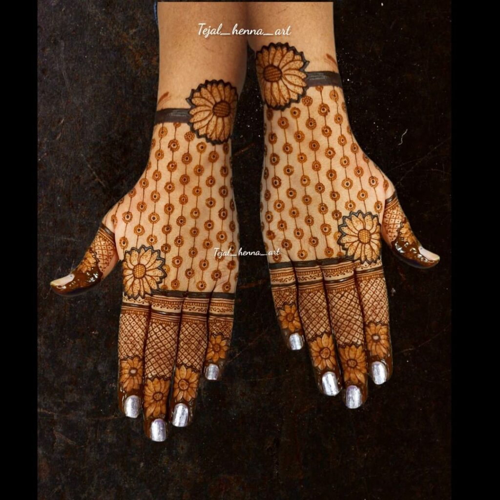 Easy Back Hand Mehendi 1