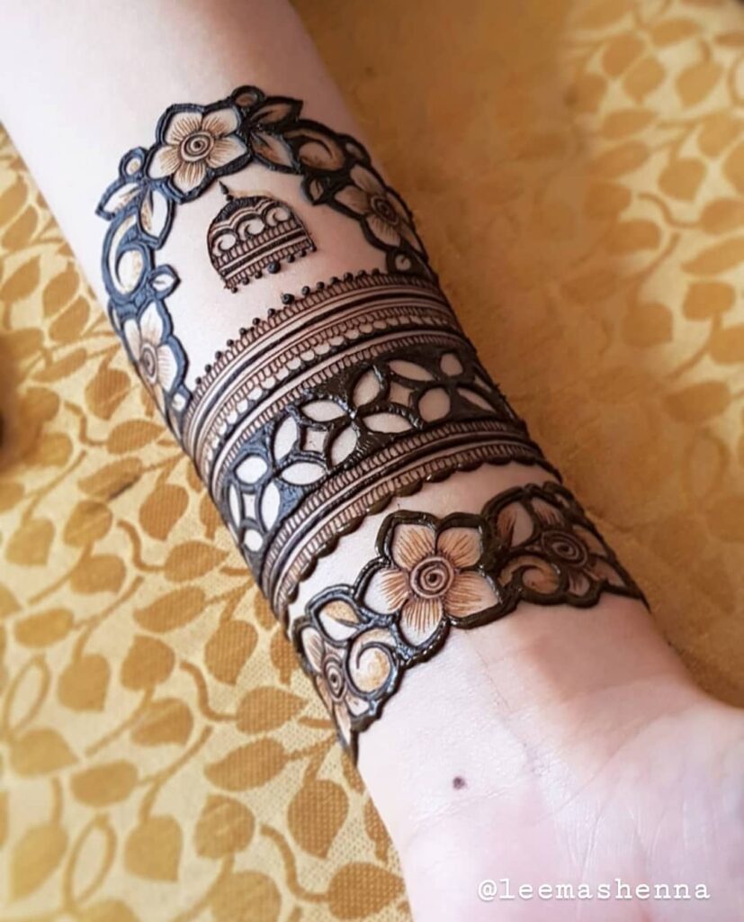 Simple Wrist Mehndi Design