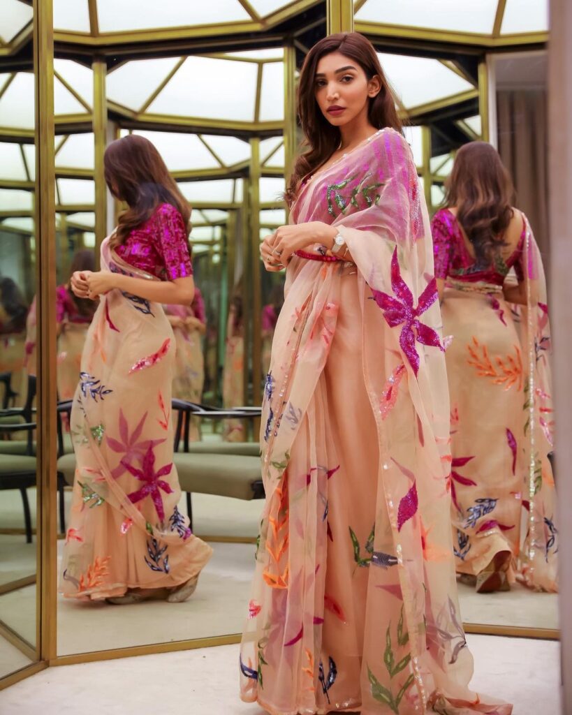 Saree For Girls